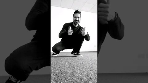 Move Your Body🤸🏽‍♂️ #handstandpress #handstandworkout #mobility #feelgood #fun #selfcare #exercise