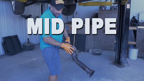 How To Remove a Exhaust Midpipe - 2015 Subaru Forester