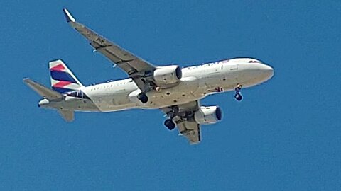 Airbus A320 PR-MYH,Airbus A321NEO PS-LBM and Airbus A320 PR-TYV coming to Fortaleza