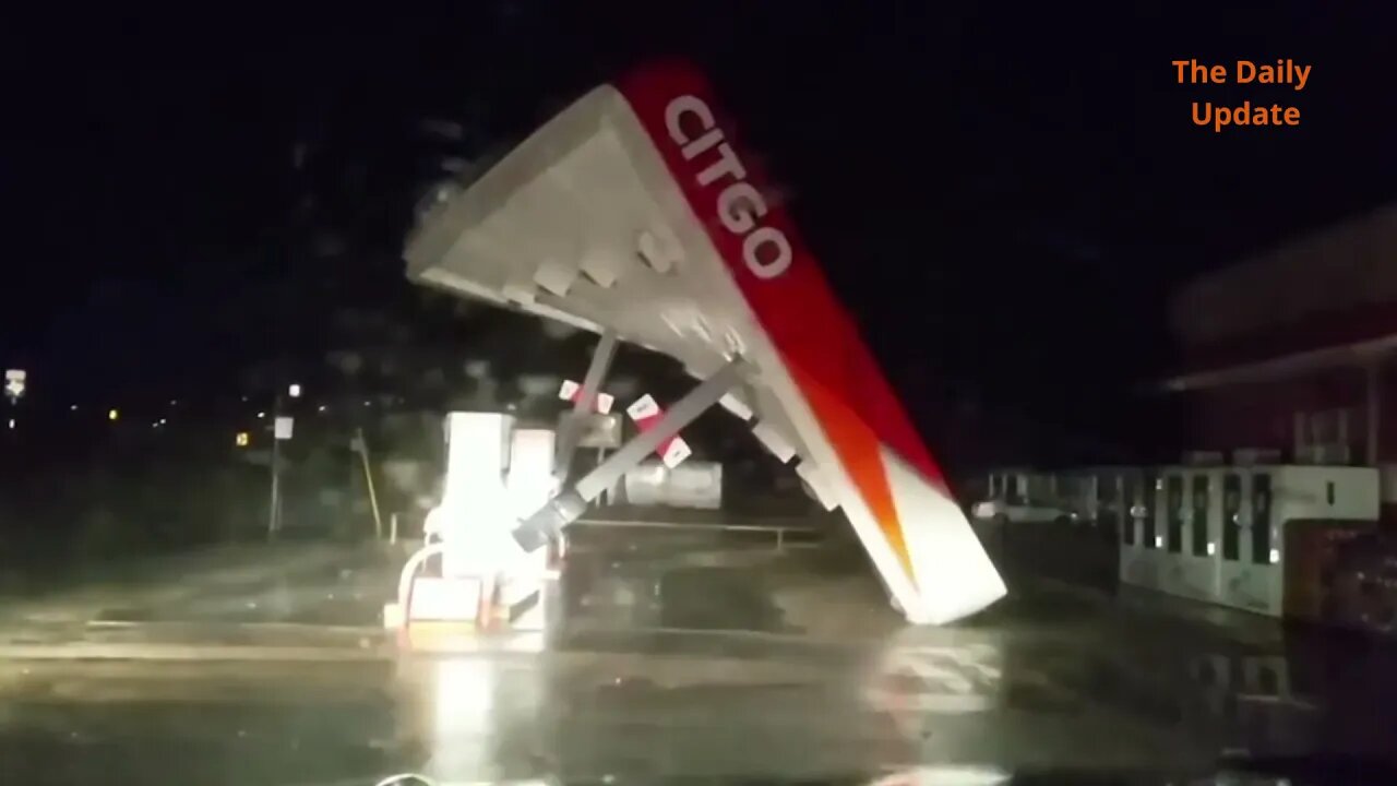 Hurricane Nicholas hits Texas bringing flash floods and destroying buildings | The Daily Update
