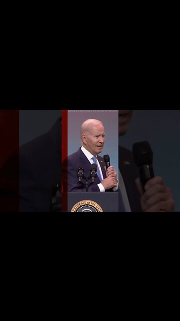 Joe Biden confuses audience addressing crowd member with "God save the Queen"-World-Wire #Shorts
