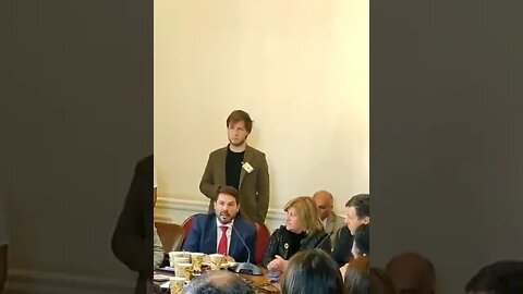 Francisco Muñoz en la mesa paralela constituyente