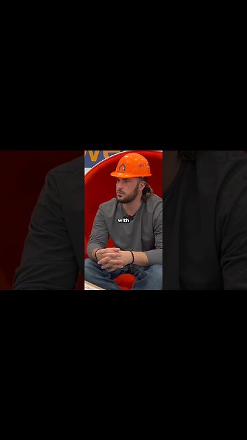 This House Can Fold & Be Shipped! 📦🏠