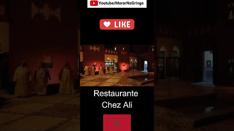 Jantar com show de tiros no Marrocos