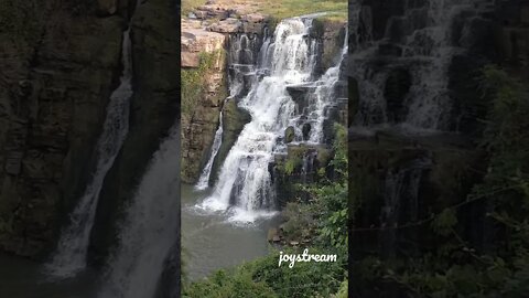 Been to Ettipotala waterfalls today 😍