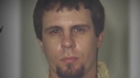 Fugitive has dangerous arrest record, District Attorney says
