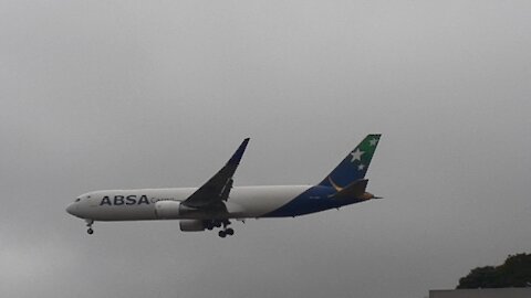 Boeing 767-300ER PR-ABB na final antes de pousar em Manaus vindo de Guarulhos