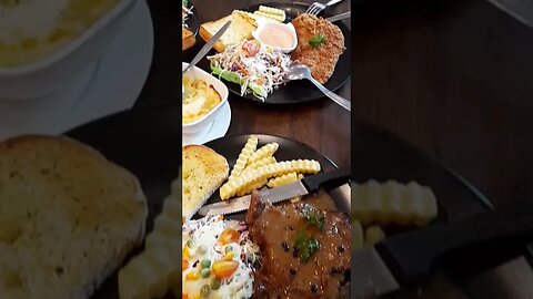 #Welcoming #Lunch #chatandchew #food