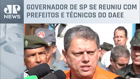 Tarcísio discute soluções para cheias no Tietê durante visita a barragem