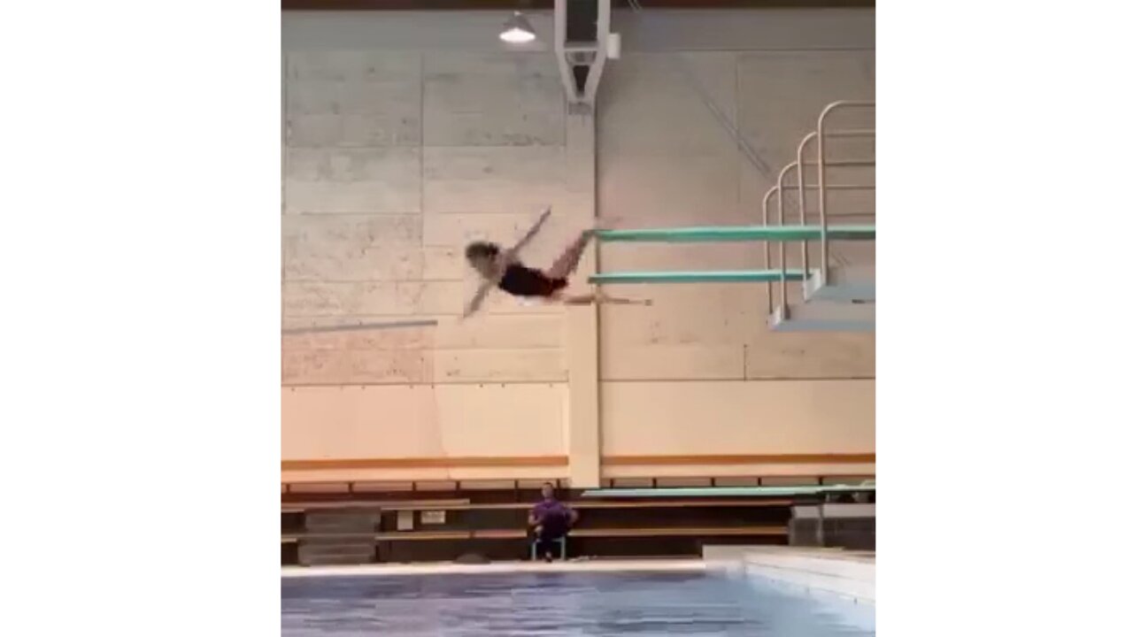 This is how Not To Jump in Pool Meme