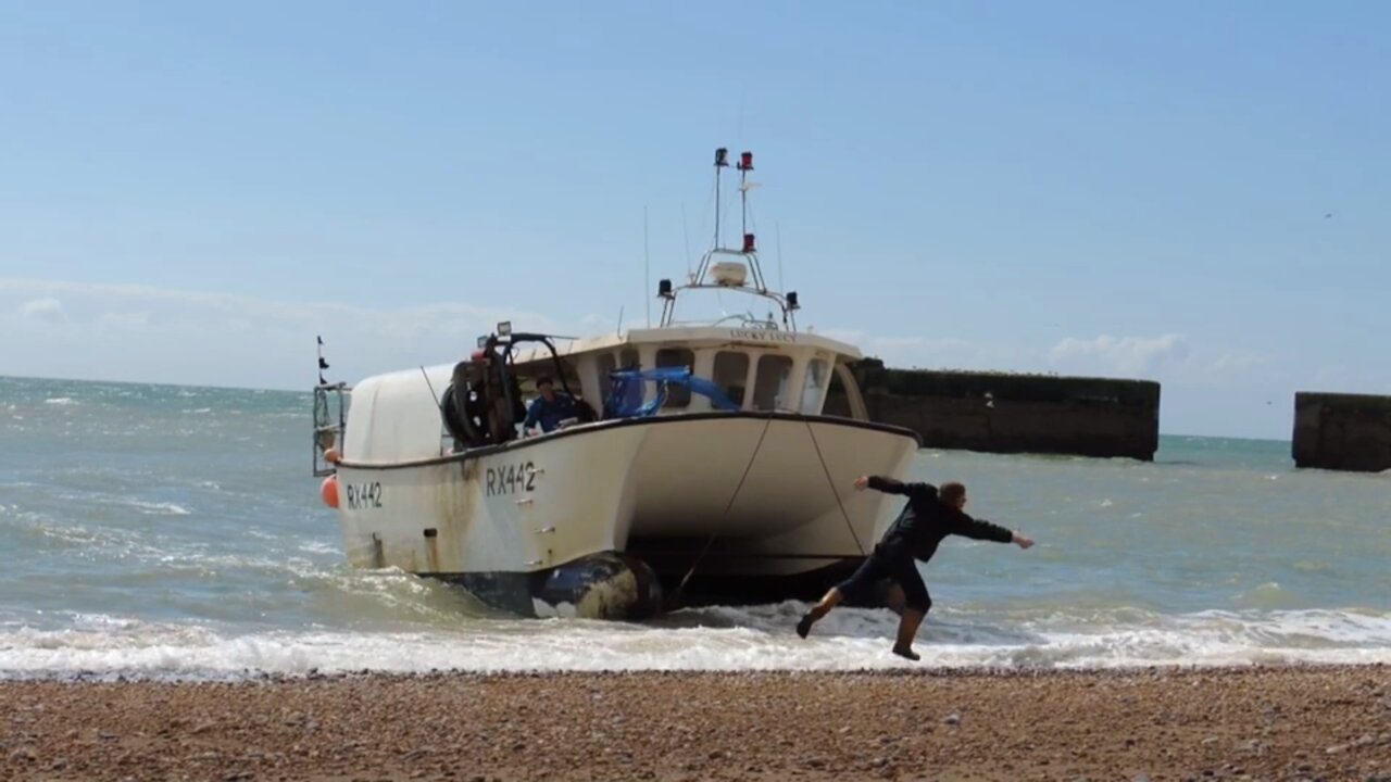 Hastings RX442 Beach Landing