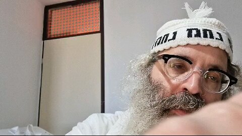 דרך המלך אין לה שיעור שהמלך פורץ גדר לעשות לו דרך ואין ממחין בידו - שיר נ נח מסכת בבא בתרא דף ק