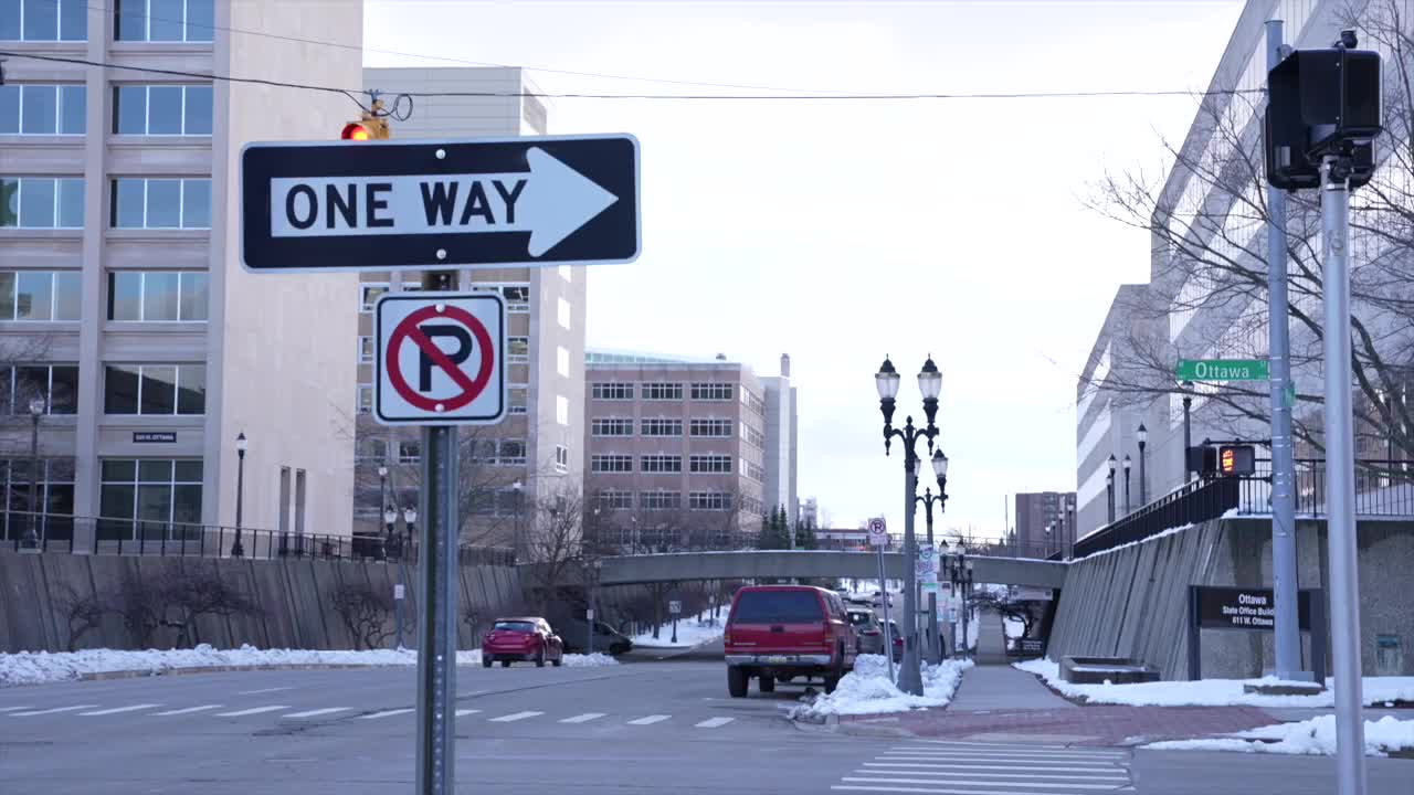6 one-way streets in downtown Lansing may become two-way