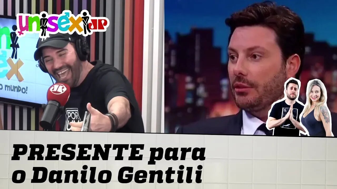 UM CHARUTO de presente para o DANILO GENTILI