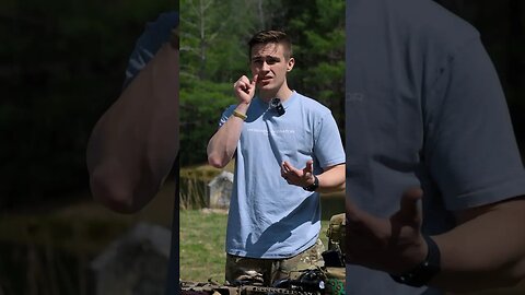 What its like to shoot an AR15 vs AK47