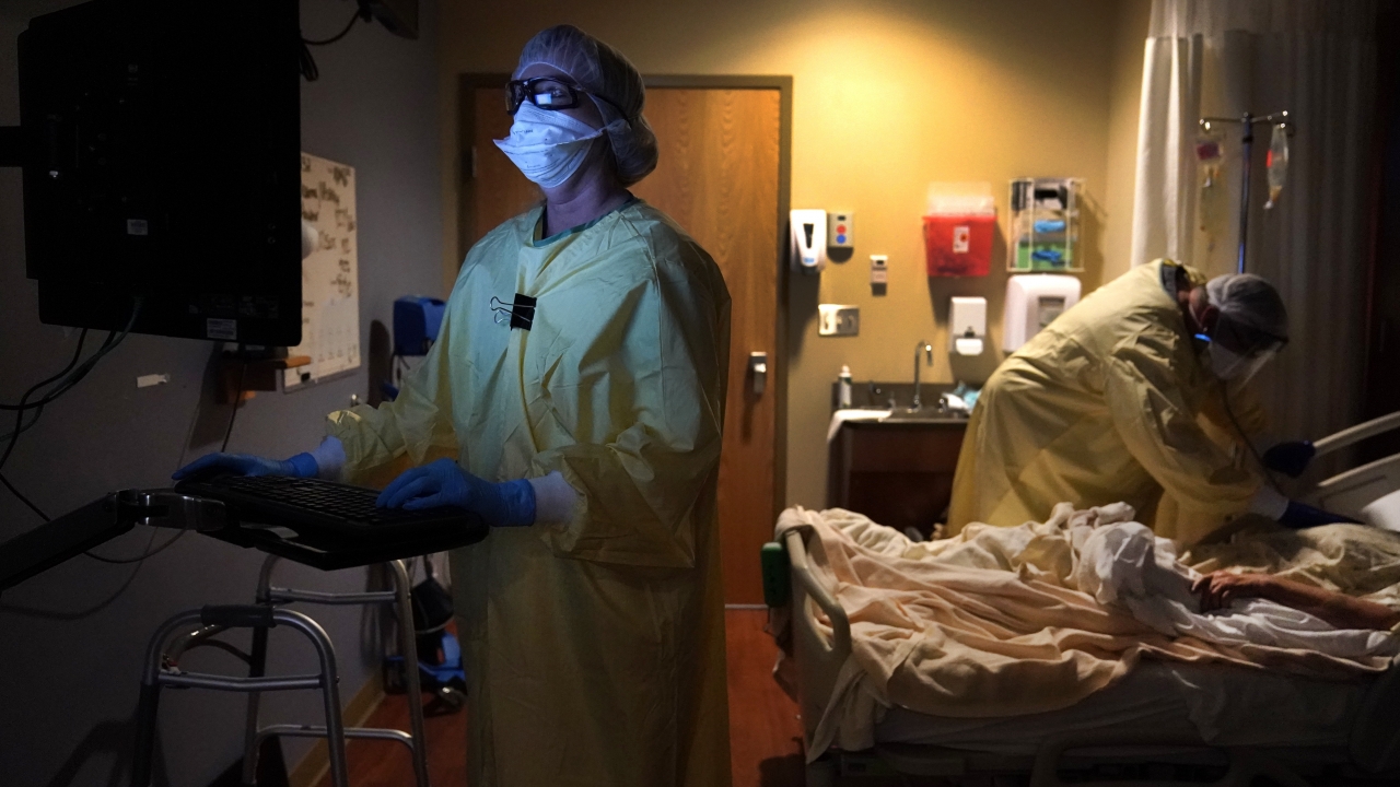 U.S. Reports Over 4M COVID Cases In November