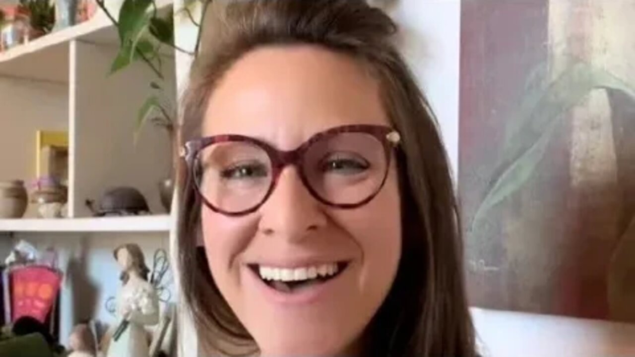 Woman reveals how she had an orgasm while giving birth. #woman