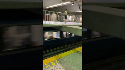 Up above the floor at metro Peel