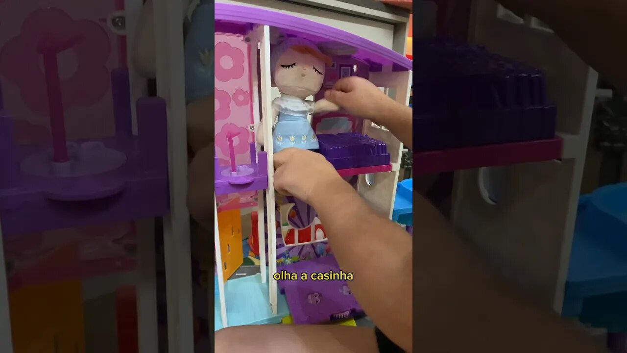 Vamos aproveitar o domingo para brincar de boneca com a Juju?#brincando #boneca #doll #playing