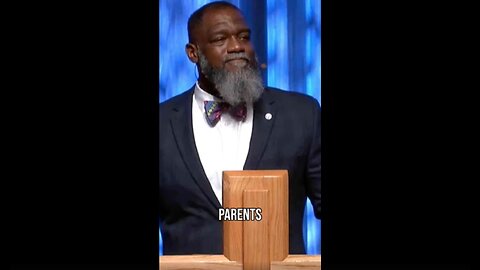 My Momma's Better Than Your Momma - Voddie Baucham