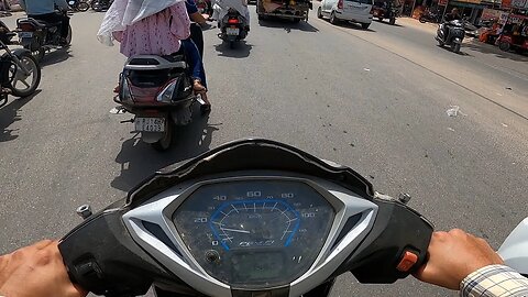 Driving 🚂 lessons 😀 from Didi🧕 Fail😝😝 #motovlog #jaswantboo