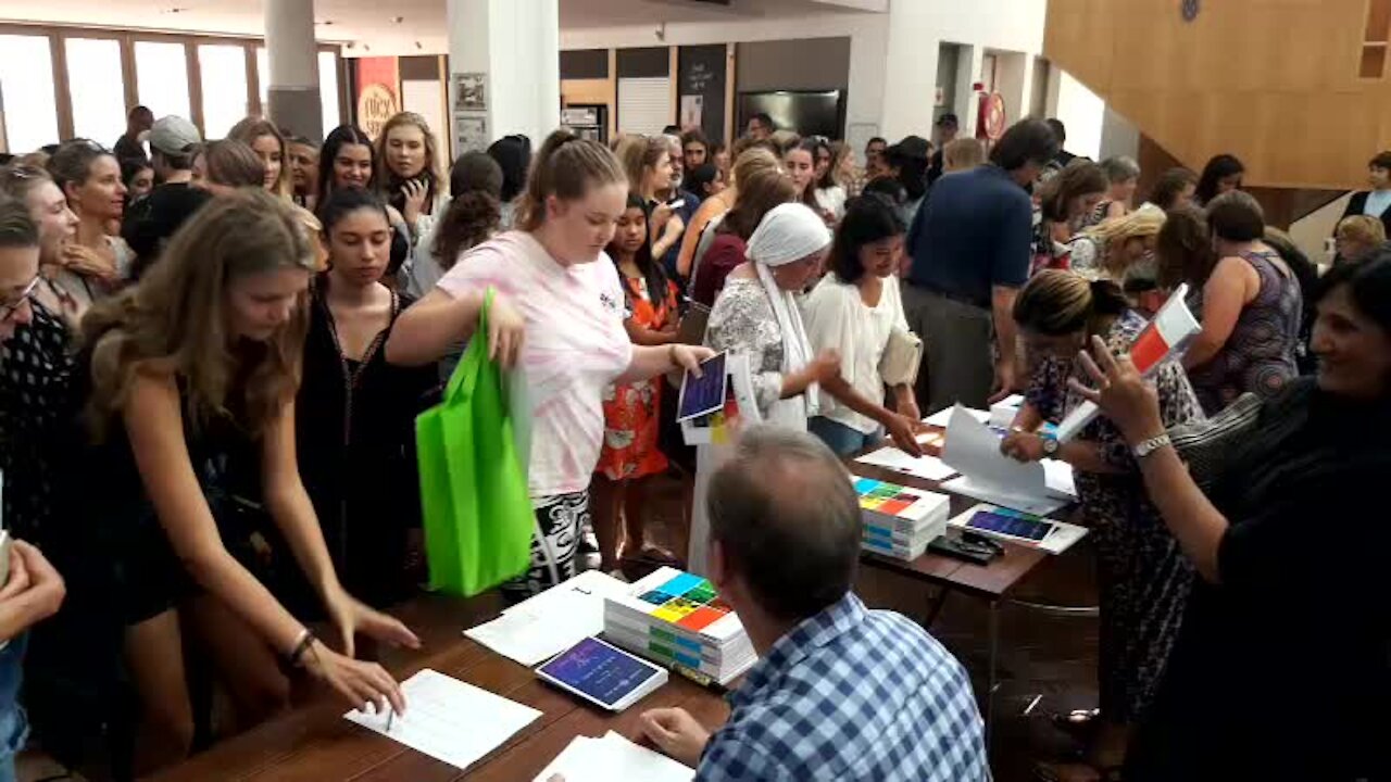 SOUTH AFRICA - Cape Town - Herschel Girls' School matric results (tur)