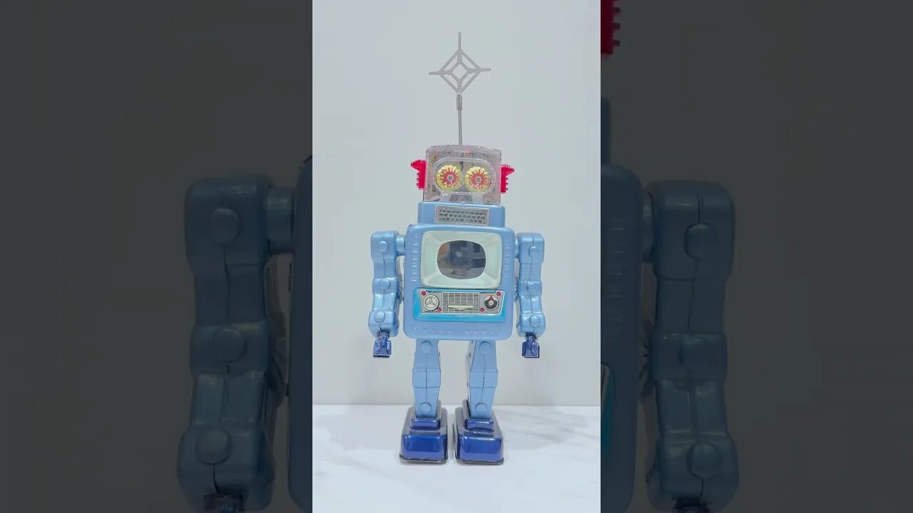 One of a kind BLUE Alps TV Spaceman! 🤖