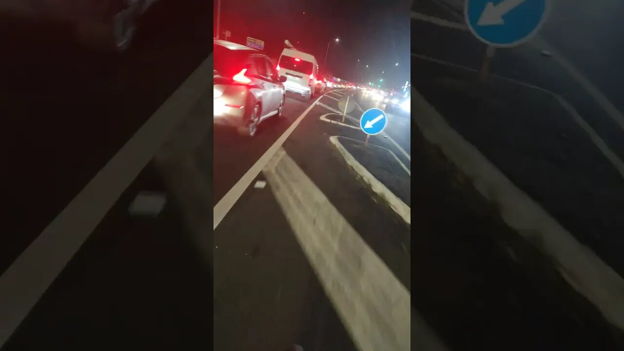 Rush hour at ten to six in the morning on Lincoln Road.