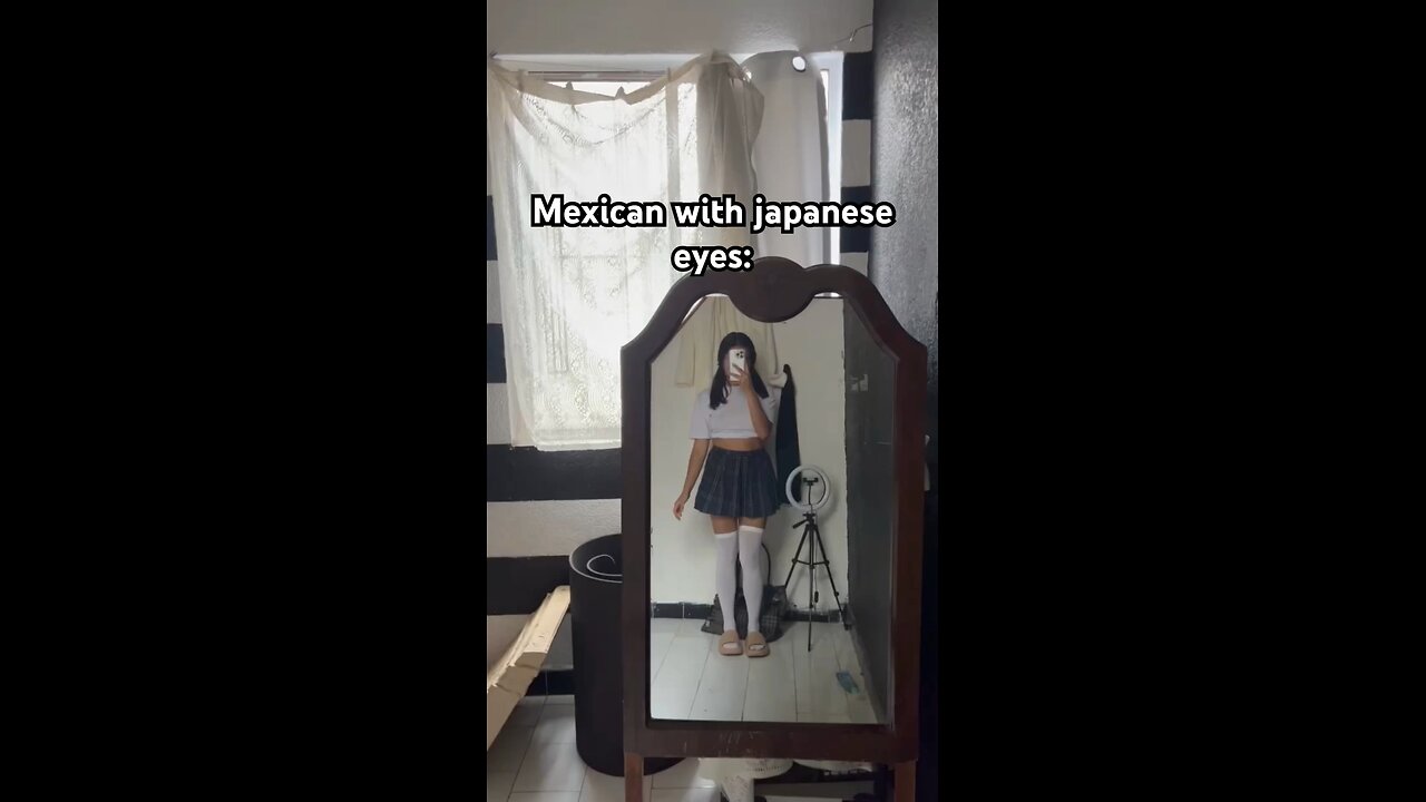 who wanna see my eyes? ð #pausechallenge #egirl #mirror #miami #students