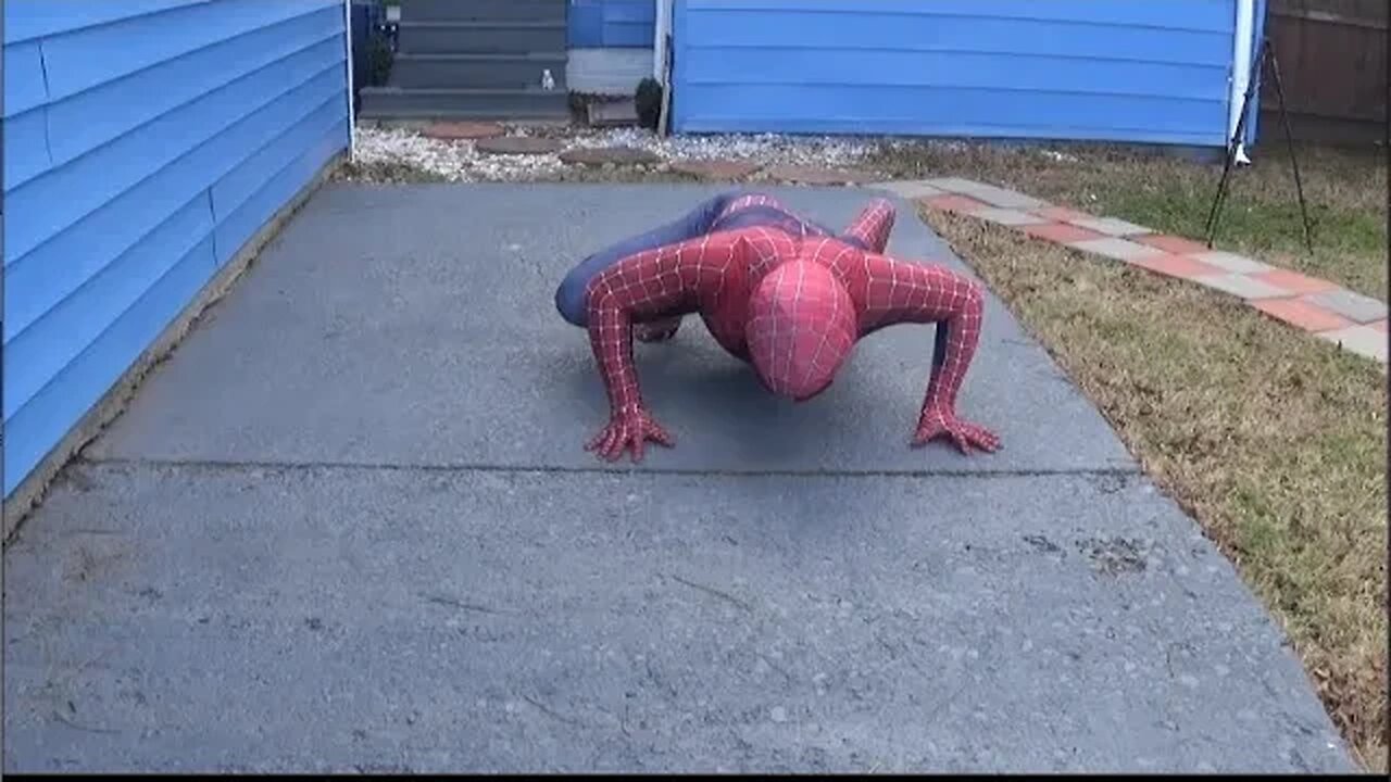 SOMEONE CHALLENGE ME TO A SPIDER-MAN PUSH UP CHALLENGE AND THIS HAPPENS