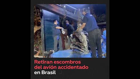 Imágenes de restos del avión estrellado en Brasil son difundidas por la Fuerza Aérea del país