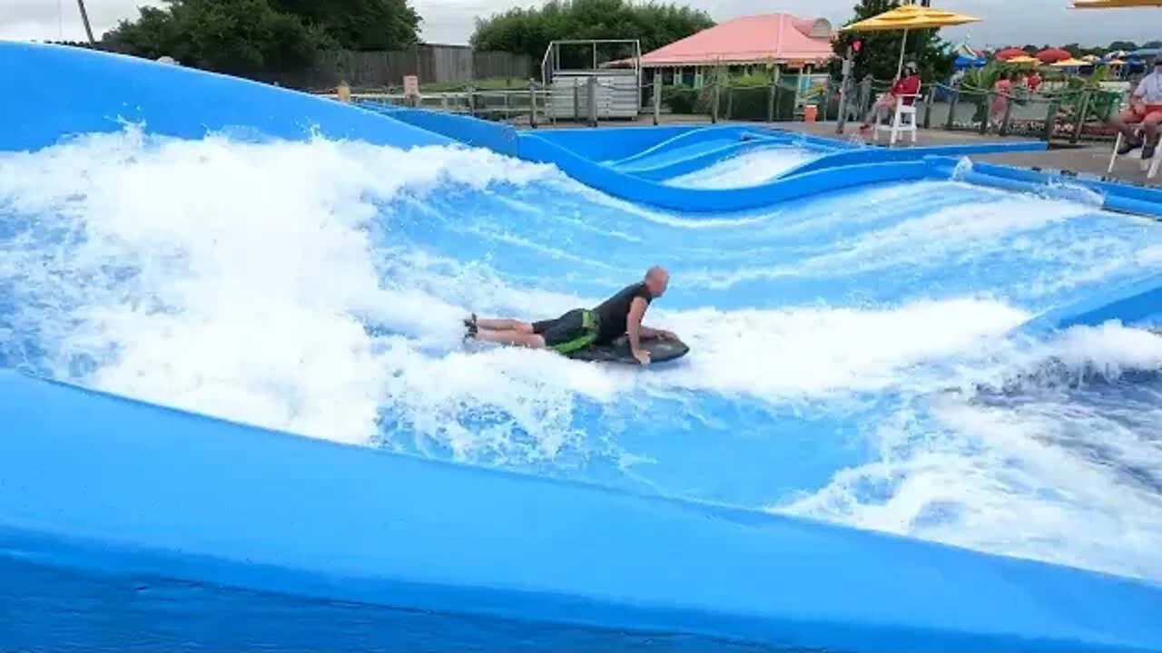 flowrider - Jack "the ripper" - 9 at Soak City, Kings Island