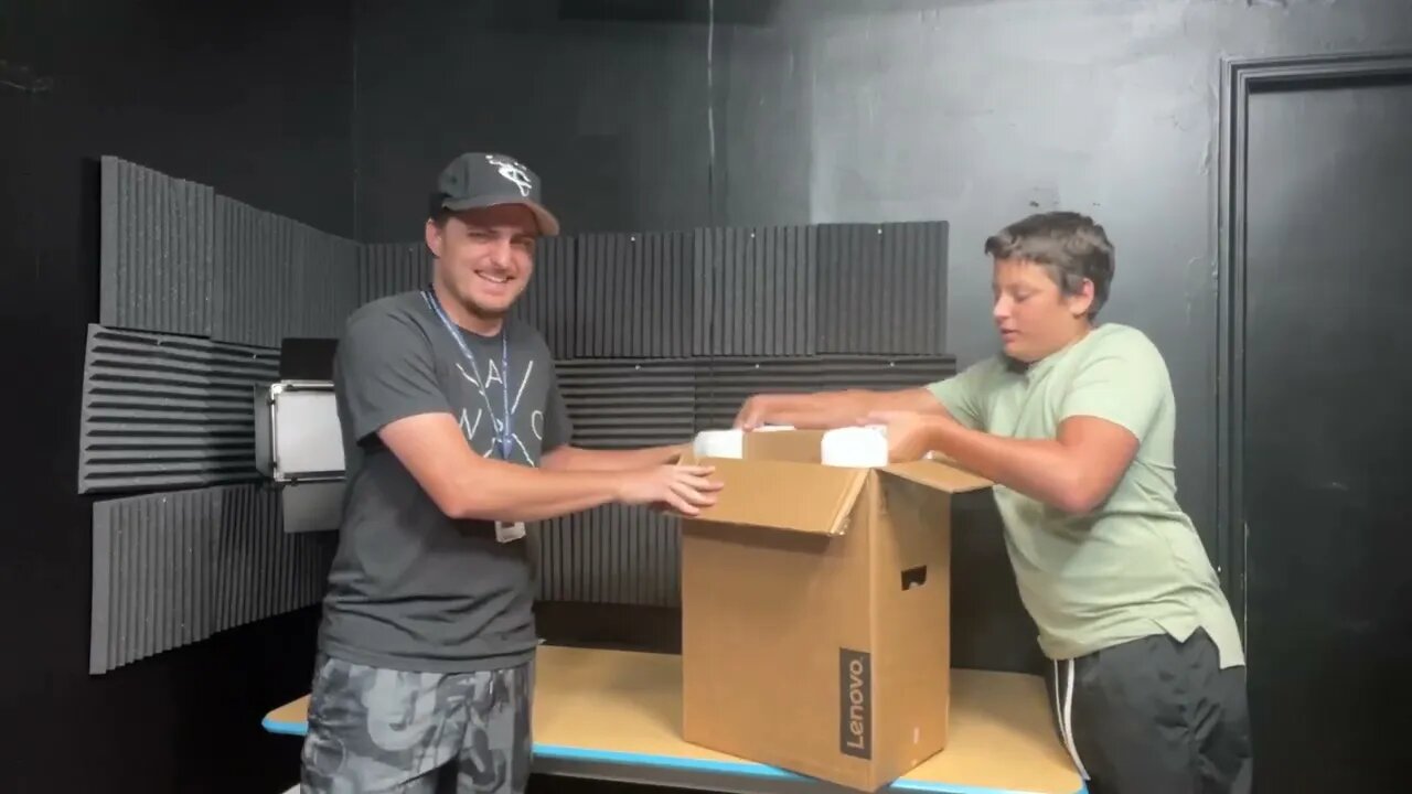 Unboxing: Lenovo Gaming PC