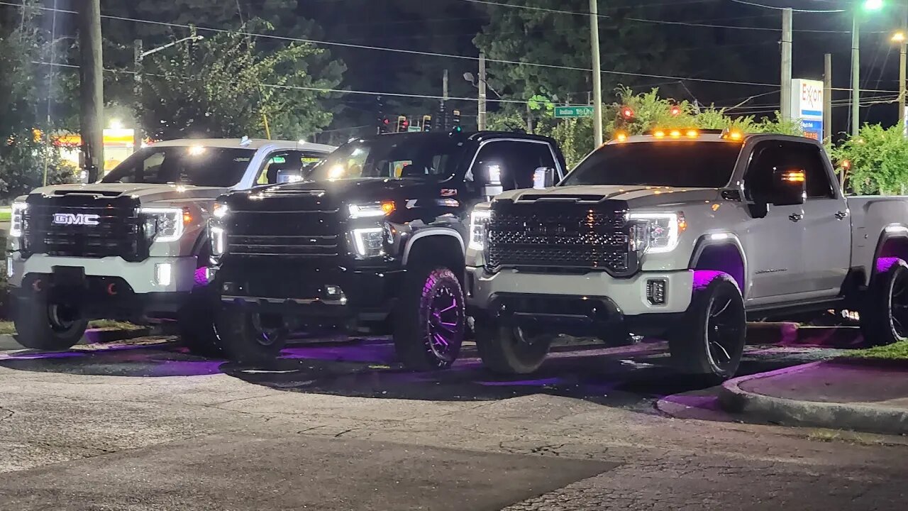 CAR MEET ON A TUESDAY LETS START THE SHOW!