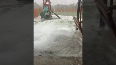 Extreme amounts of hail is falling between Edgewood and Moriarty, New Mexico...