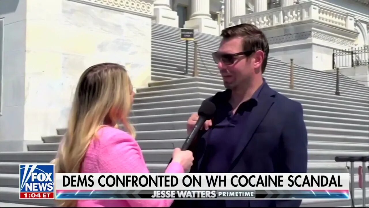Democrat Eric Swalwell Brings Up Strip Searches To Female Reporter When Pressed On Cocaine Scandal