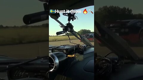 Koenigsegg Agera R brutal takedown of 1200 HP Bugatti Veyron Vitesse W16 quad turbo #bugatti #veyron