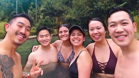 ASIAN Family Get UNLIKELY Surprise In Colombia! 🇨🇴