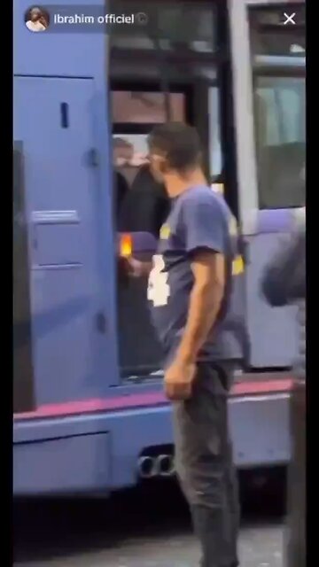 🚨 Two Men Set Fire to Bus in Leeds During Daylight