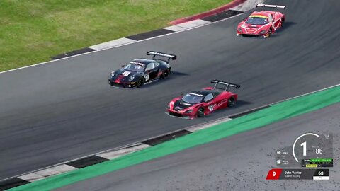 Amazing battle with my friend @Vawter Racing at Silverstone