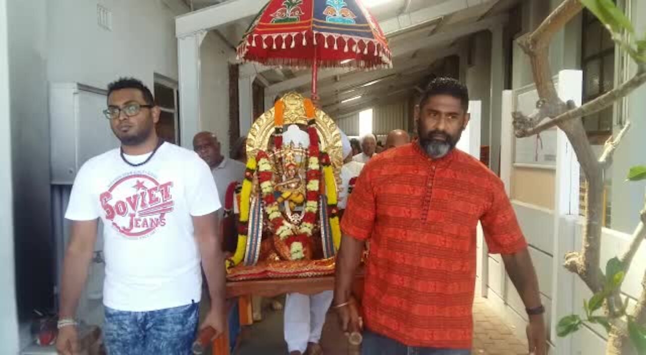 SOUTH AFRICA - Cape Town - Sri Siva Aalayam 40th Anniversary celebrations and sod turning in Athlone (cell phones videos) (tcv)