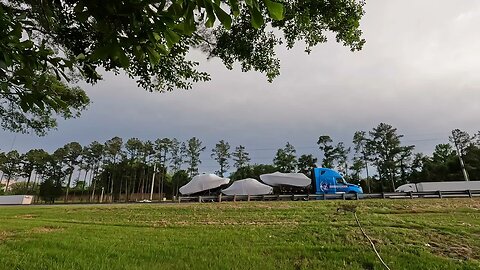 Florida's I-10 at Exit 203 Westbound at Dusk - Traffic and Sound