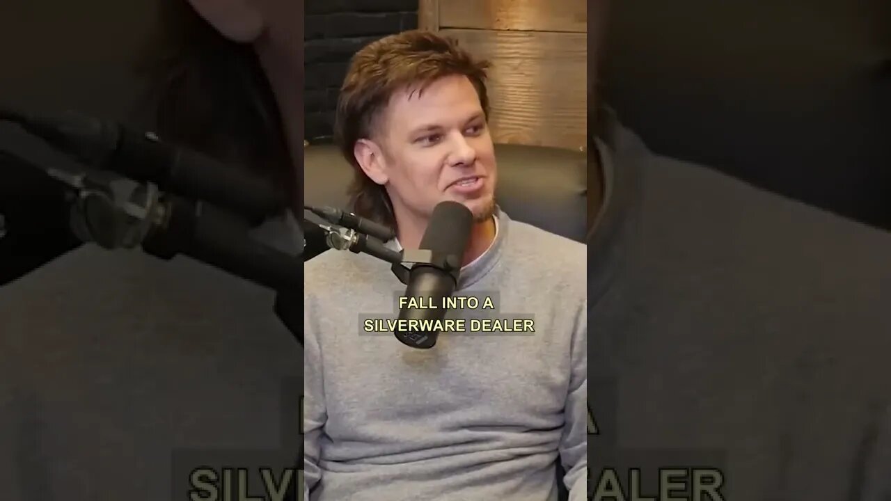 You can't get MUGGED in New York 😂 Theo Von & Andrew Schulz