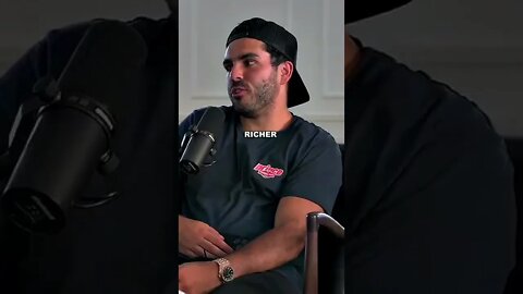 HOW TO DATE A RICH GIRL