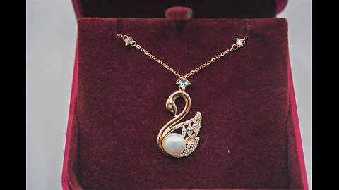 Sterling Silver Swan Pendant #sterlingsilver #swan #pendant #cubiczirconia #giftideas