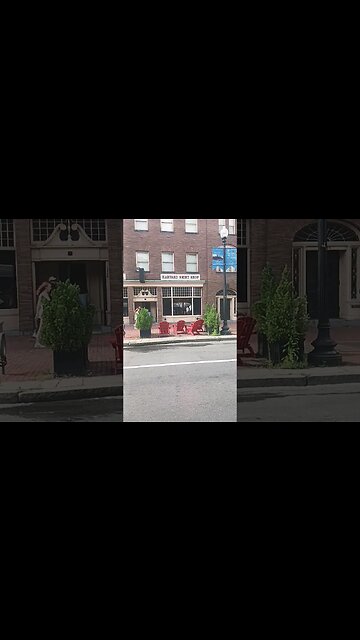 Walking in America's near Hatrvard Square,Massachusetts #travel#america#peace#harvard