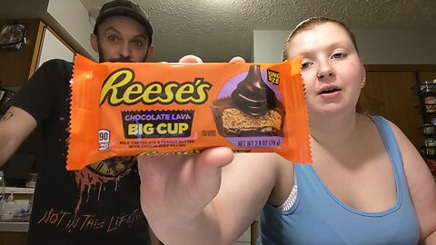 Reeses Chocolate Lava Big Cup Taste Test