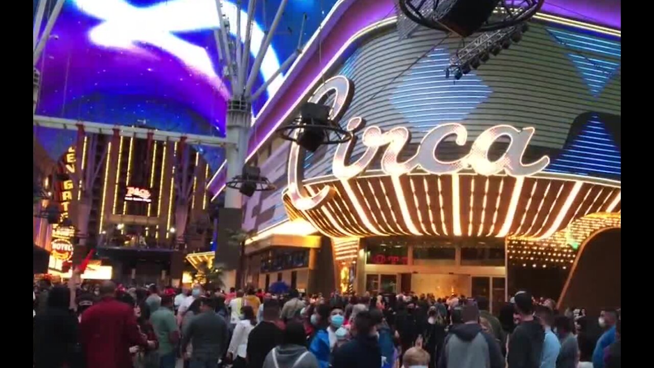 Summer maybe return to 'Fremont Frenzy' in Las Vegas