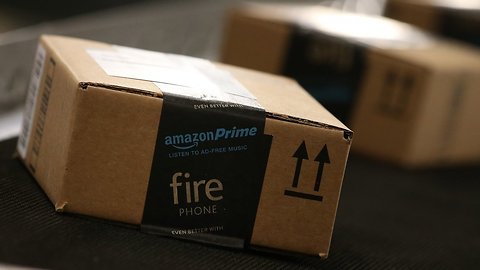 It Looks Like Amazon Skirted Federal Income Tax Last Year — Here's How