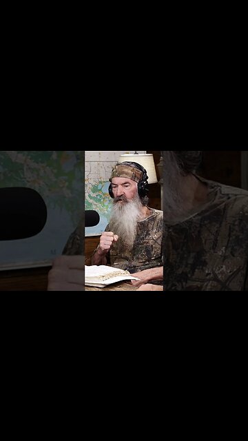 Phil Robertson Will TRY to Love Someone, Even if They Hit Him